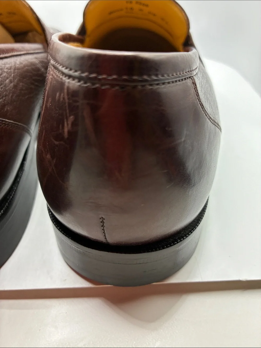 JOHNSON AND MURPHY MEN OXFORD  SIZE 10 M. BROWN/ LEATHER TASSEL DESIGN